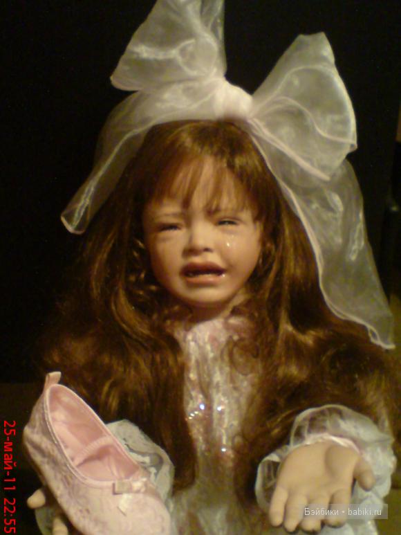 Фарфоровая Плакса, коллекционная кукла от Susan Lippl (Сюзан Липлл) (фото 3)