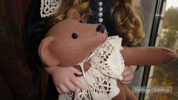 кукла Бетти в синем