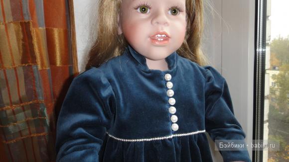 кукла Бетти в синем