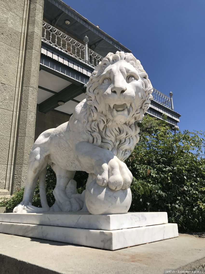 Воронцовский дворец в Крыму