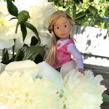 Белые облака пионов