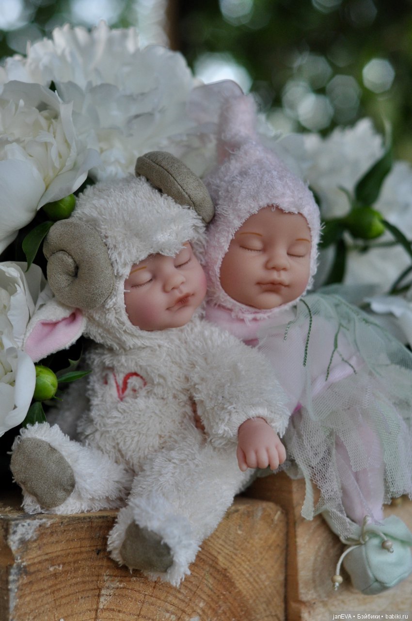 Белые облака для барашка. Anne Geddes (фото 6)