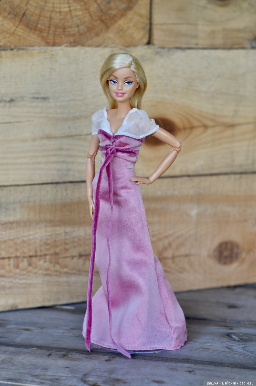 Поппи Паркер за 2000 рублей