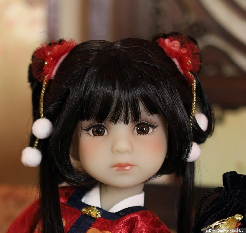 Куклы Руби Ред 37 см за 2023 год (фото 2)