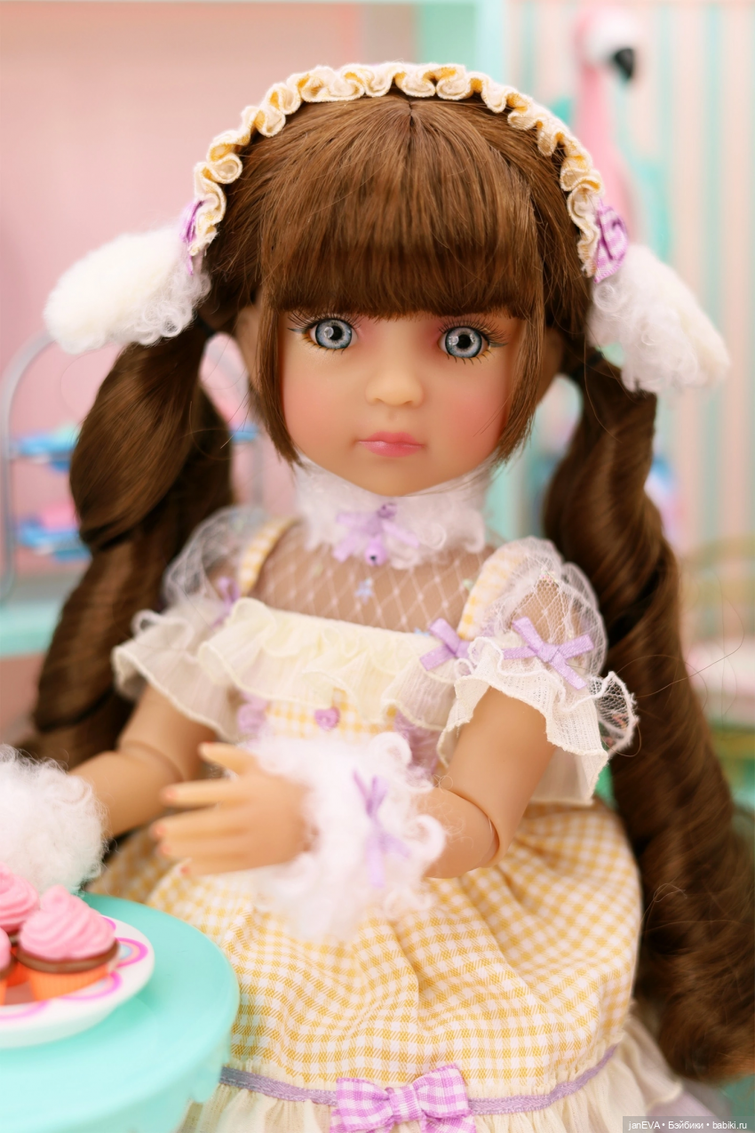 Куклы Руби Ред 37 см за 2023 год