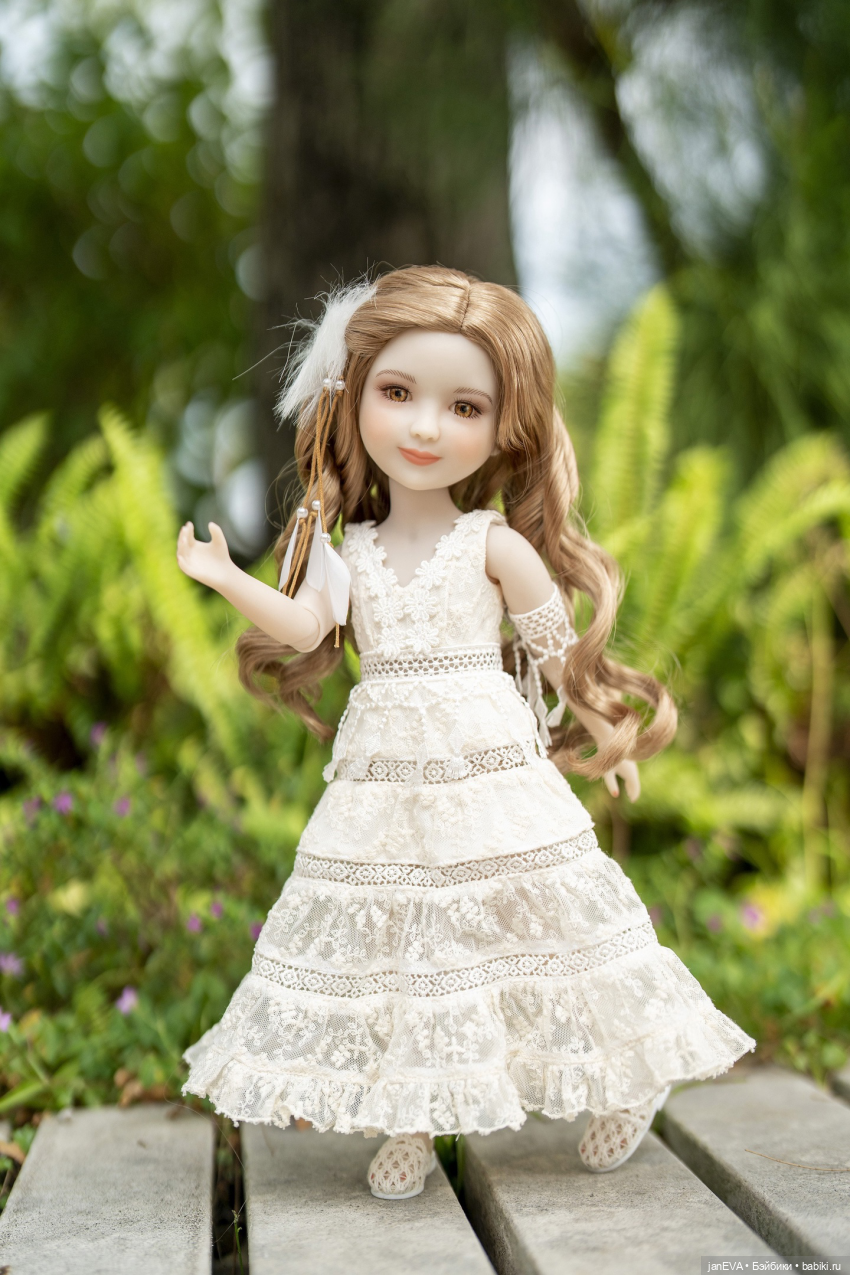 Куклы Руби Ред 37 см за 2022 год (фото 9)