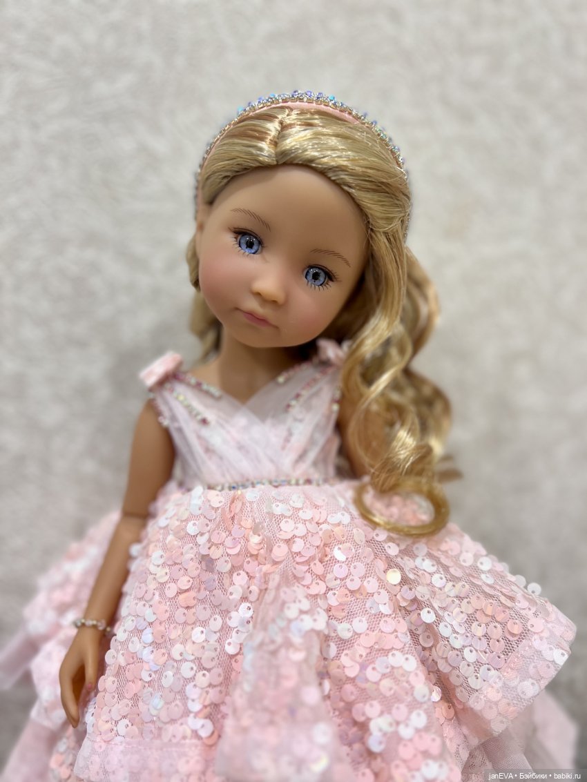 Предновогоднее | Бэйбики Предновогоднее — Куклы Ruby Red (Руби Ред) Fashion Friends: Siblies (фото 3)