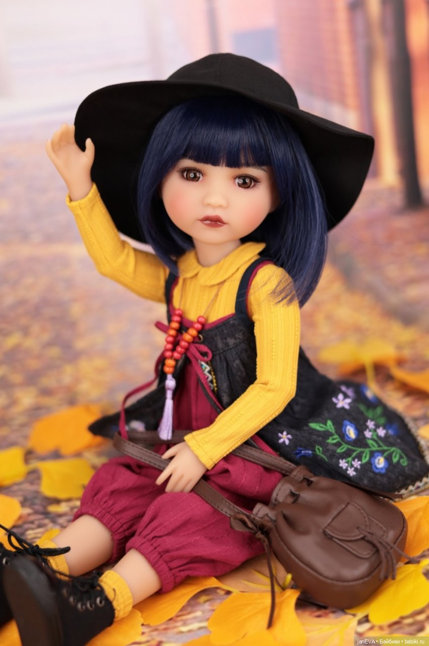 Куклы Руби Ред 37 см за 2024 год