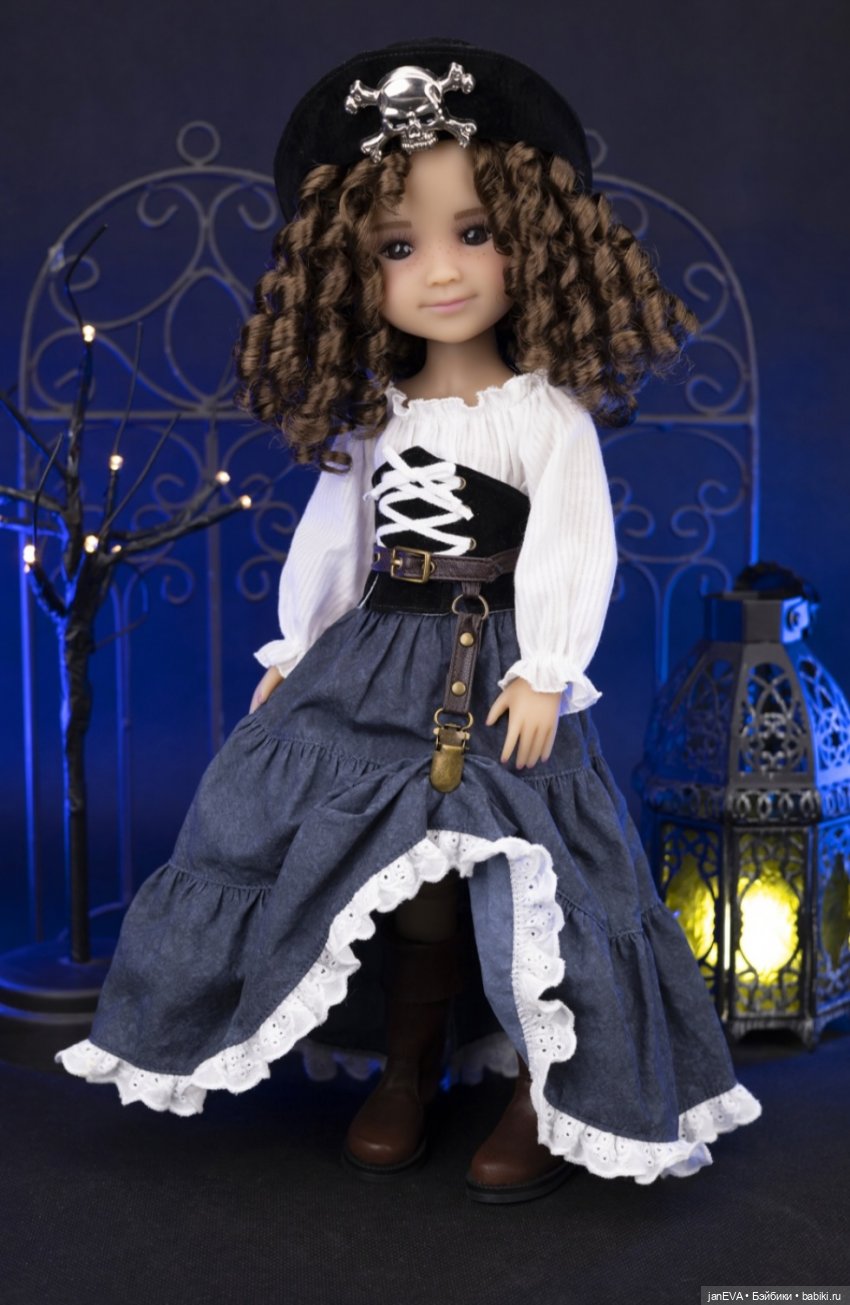 Куклы Руби Ред 37 см за 2024 год