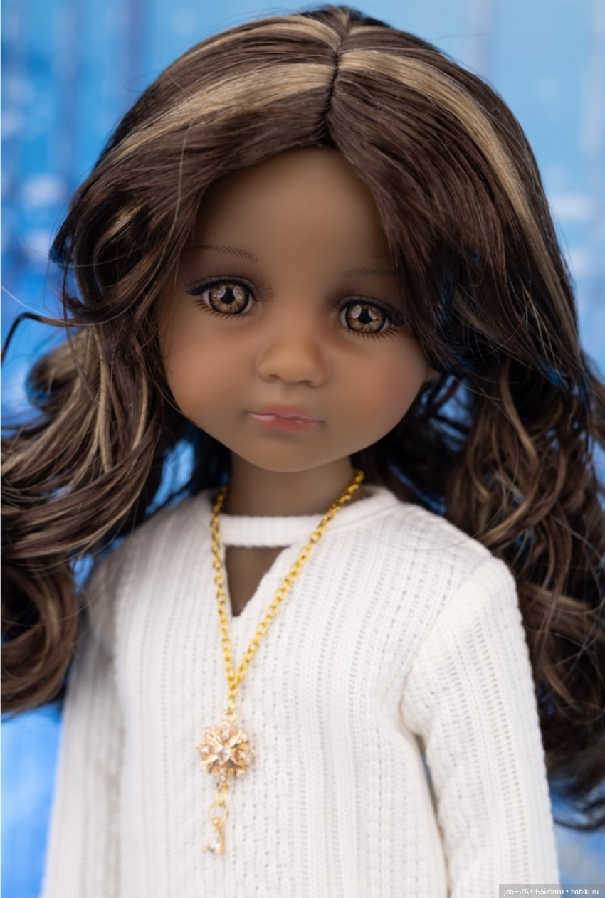 Куклы Руби Ред 37 см за 2024 год