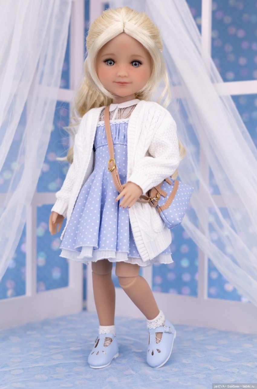 Куклы Руби Ред 37 см за 2024 год