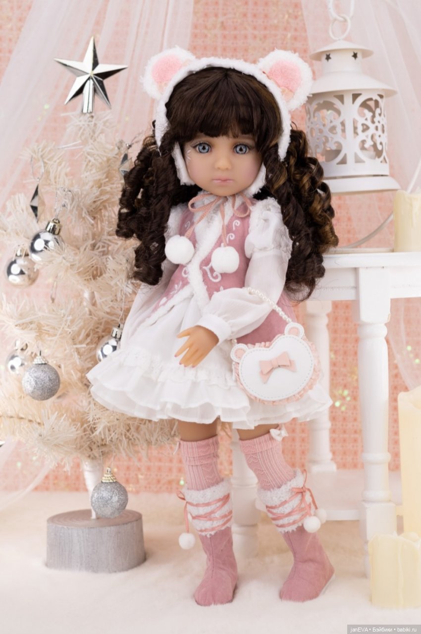 Куклы Руби Ред 37 см за 2024 год