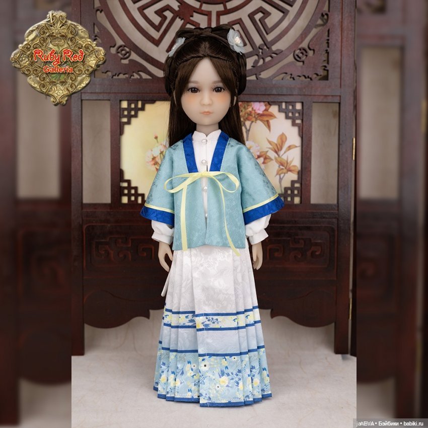 Куклы Руби Ред 37 см за 2024 год