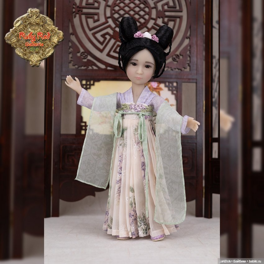 Куклы Руби Ред 37 см за 2024 год