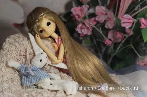 Hilary - DollShateau