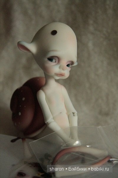 Larry-DollChateau Larry-Doll-Chateau