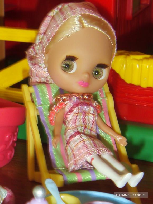 Малышка Лиза отдыхает на даче у друзей | Бэйбики Малышка Лиза отдыхает на даче у друзей