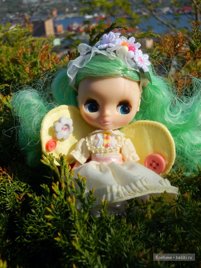 Petite blythe "Butterfly Wings" фирмы Takara (фото 10)