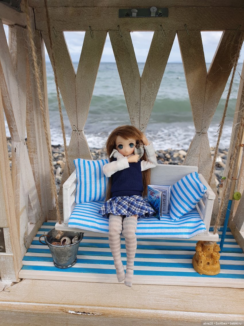 Беседка в морском стиле из декоративного фонаря