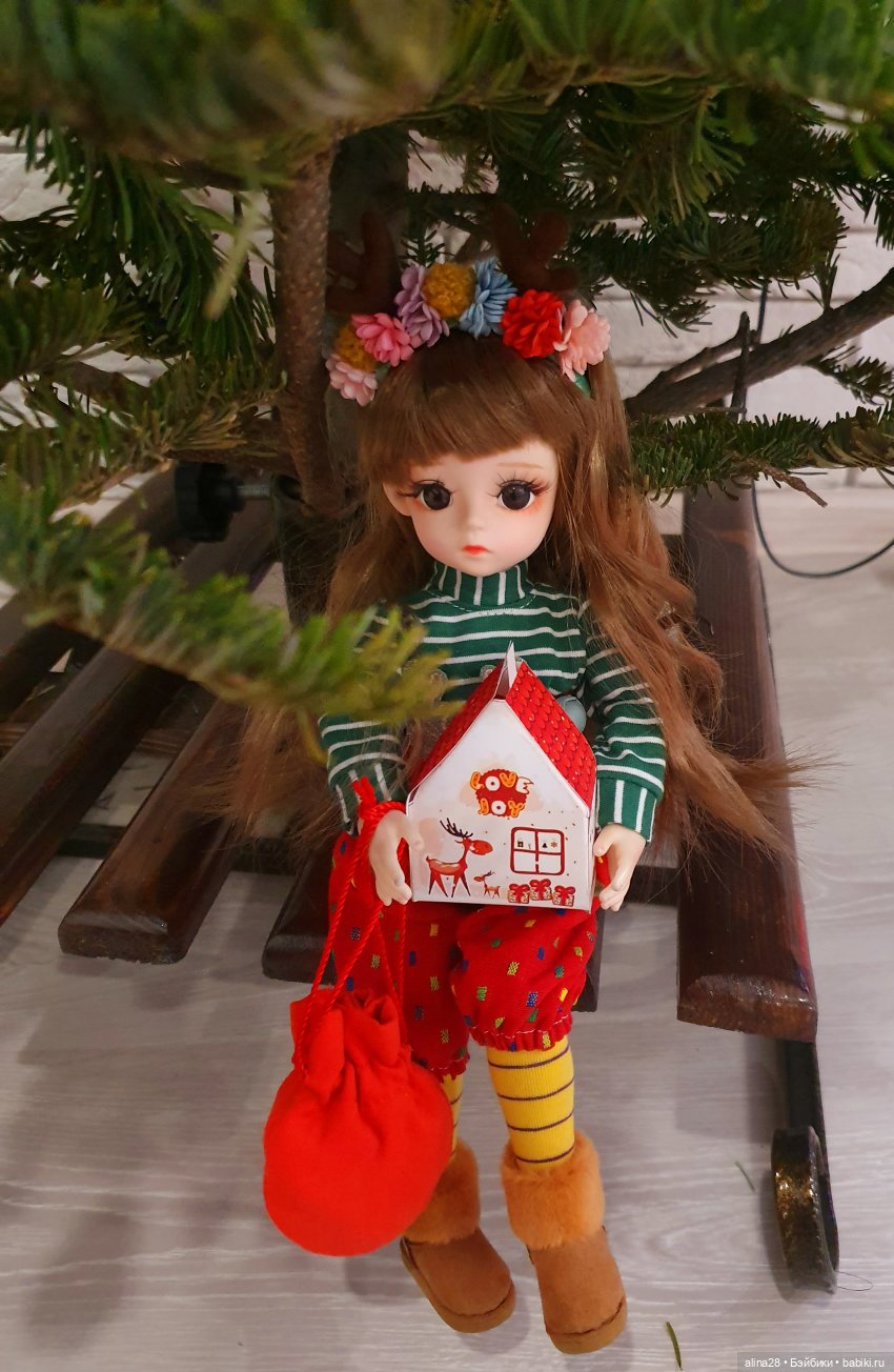 Как Мизуки Рождественским эльфом работала (фото 2)