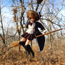 Как Юми учила летать на метле