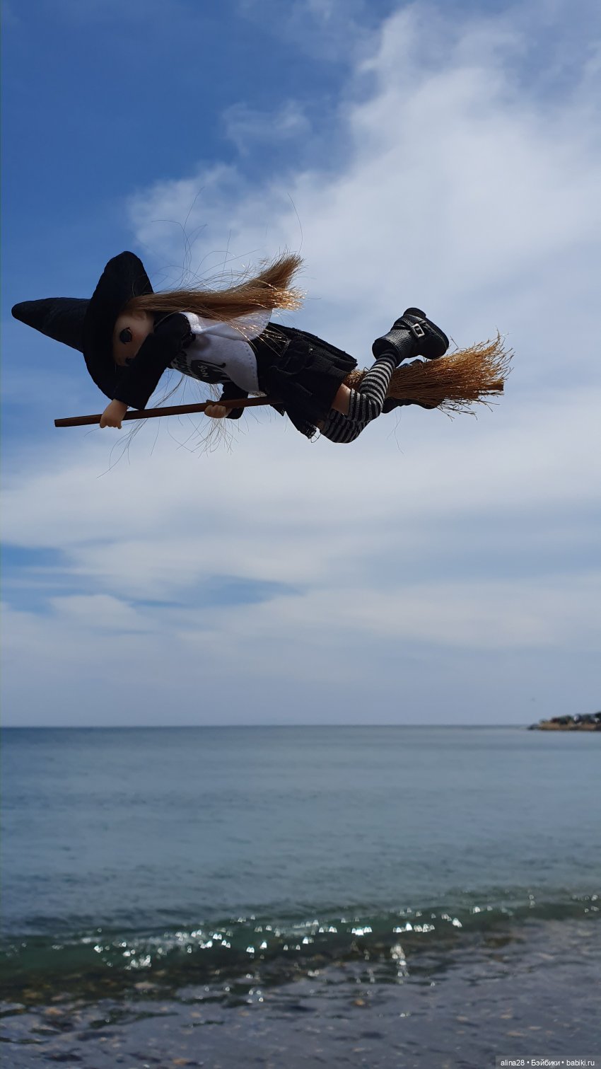 Как Юми учила летать на метле