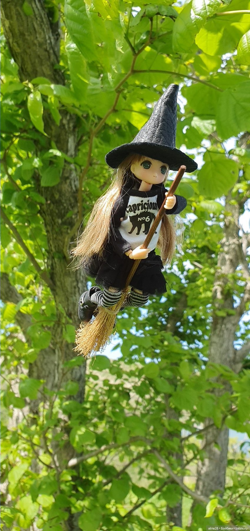 Как Юми учила летать на метле