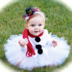 Миниатюрная шляпка в центре внимания