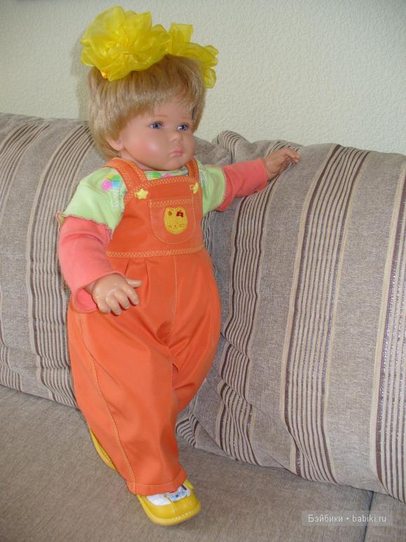 Мама сшила мне штаны, или Николь на прогулке. Кукла Паола Рейна