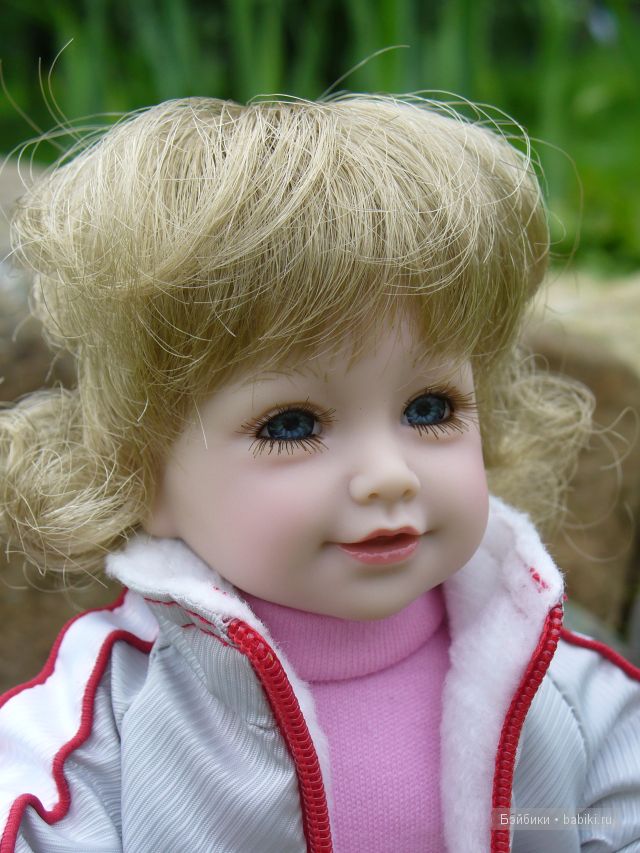 Адора Эрика