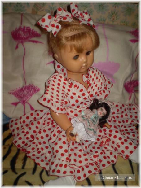 Новенькое платьице для куклы (фото 7)