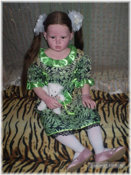 Зелёное и красное! Платья для Алианны своими руками (фото 5)