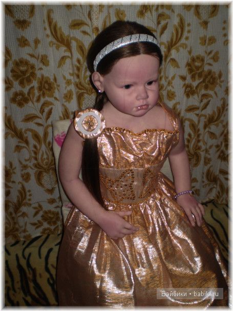 Сияния золота! Праздничное платья для Алианны своими руками