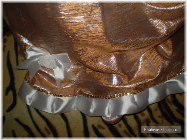 Сияния золота! Праздничное платья для Алианны своими руками (фото 2)