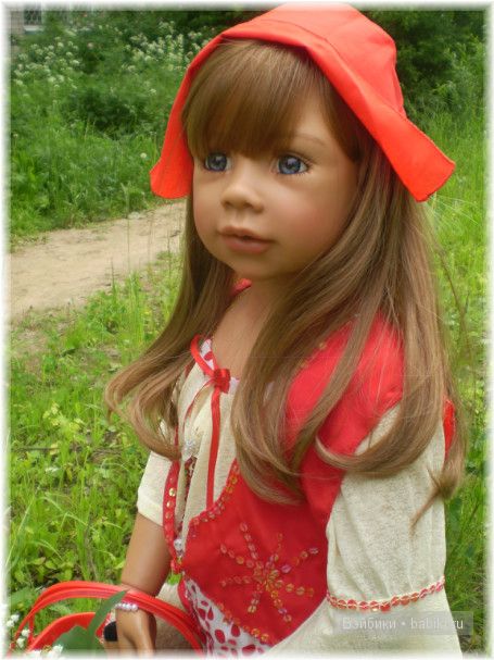 Аланна в роли Красной шапочки