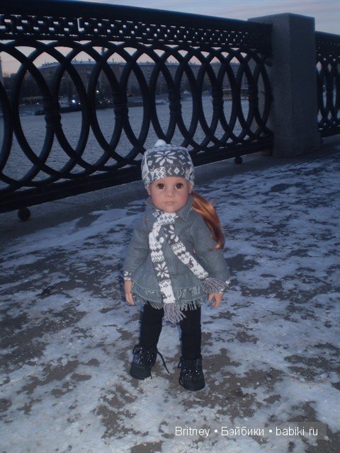 Медина в парке. Кукла Готц