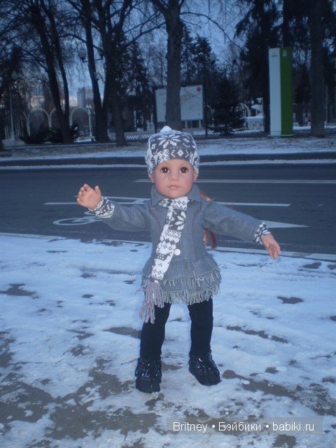 Медина в парке. Кукла Готц