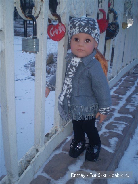 Медина в парке. Кукла Готц