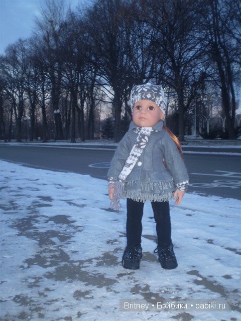 Медина в парке. Кукла Готц