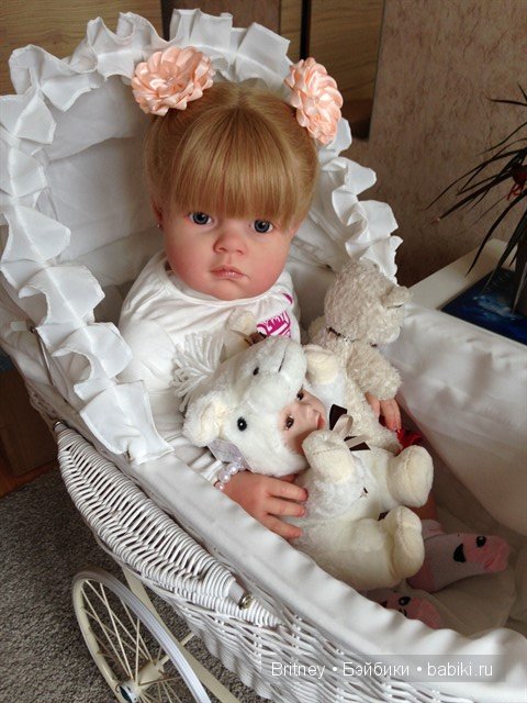 Красивая колясочка для кукол (фото 5)