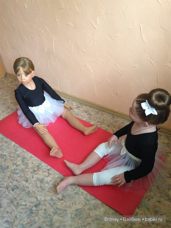 Алианна и Аланна маленькие балеринки