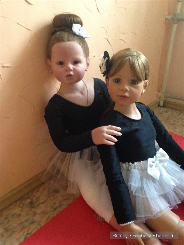 Алианна и Аланна маленькие балеринки