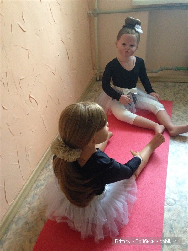 Алианна и Аланна маленькие балеринки