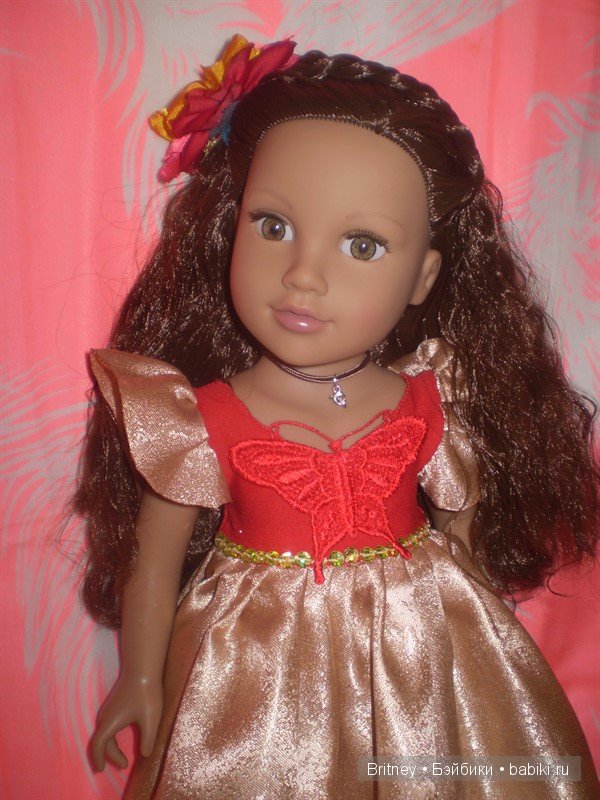 Медина и София Новогодние наряды девочек