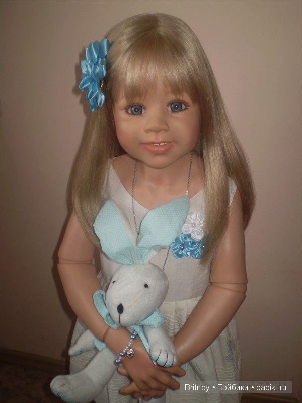 Летнее платьице для Риты — Куклы Monika Levenig и Monika Peter