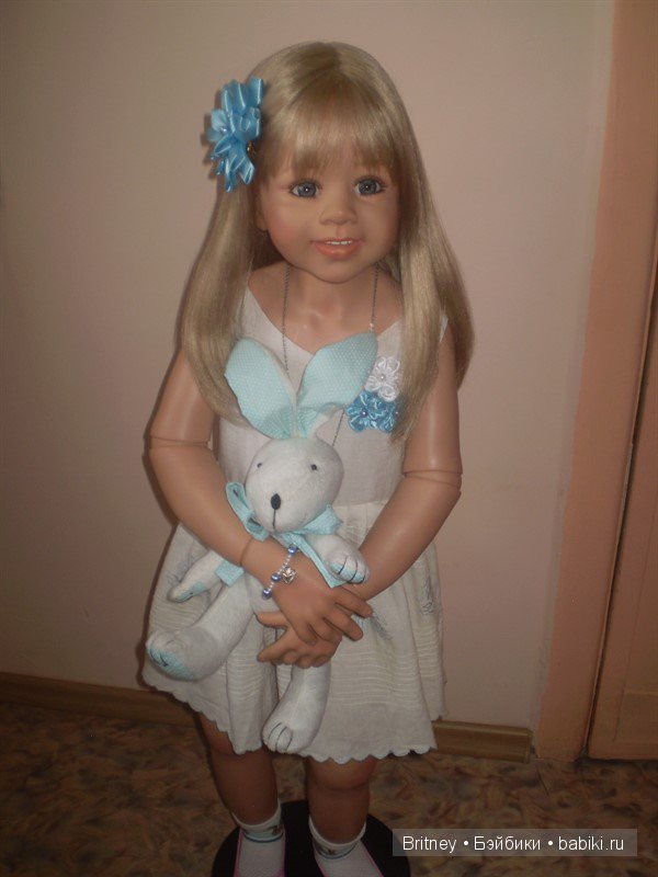 Летнее платьице для Риты — Куклы Monika Levenig и Monika Peter