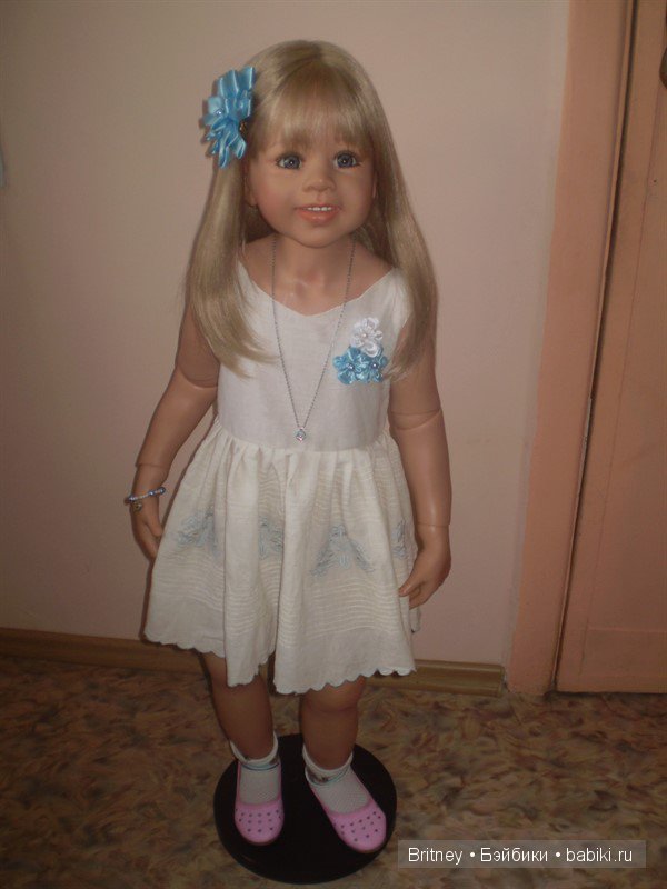 Летнее платьице для Риты — Куклы Monika Levenig и Monika Peter
