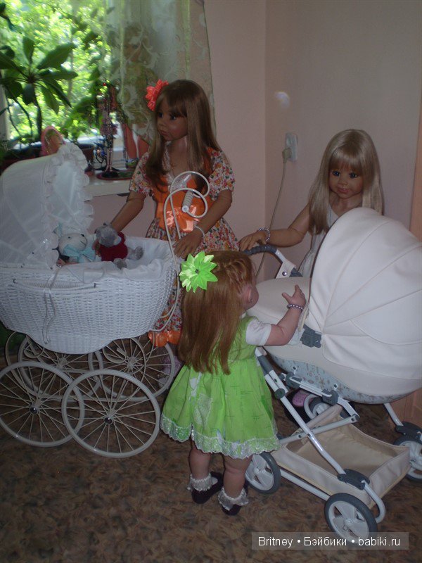 Новая красота, колясочка для кукол
