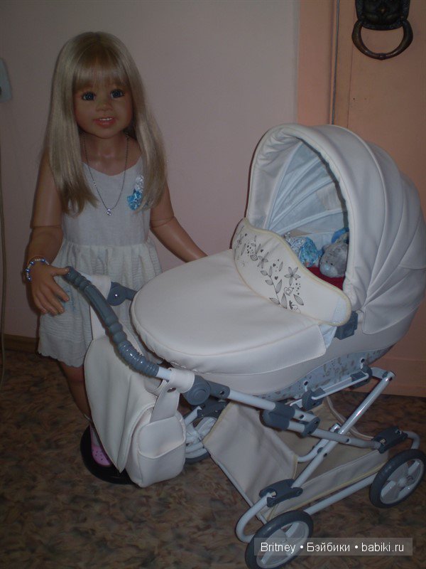 Новая красота, колясочка для кукол