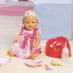 Похоже с нашей куклой что-то не так?